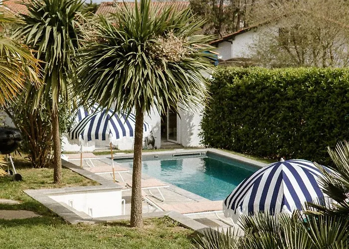 Vakantiehuis Maison Dominos Centre Piscine Acces Ocean A Pied Guéthary