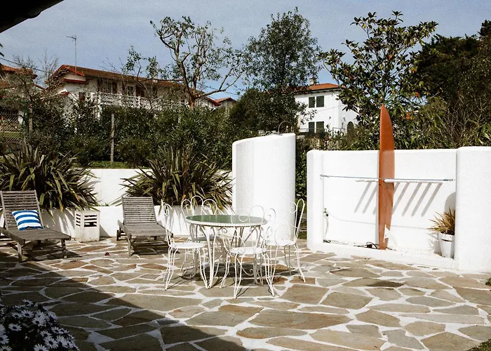 Centre Piscine Acces Ocean A Pied