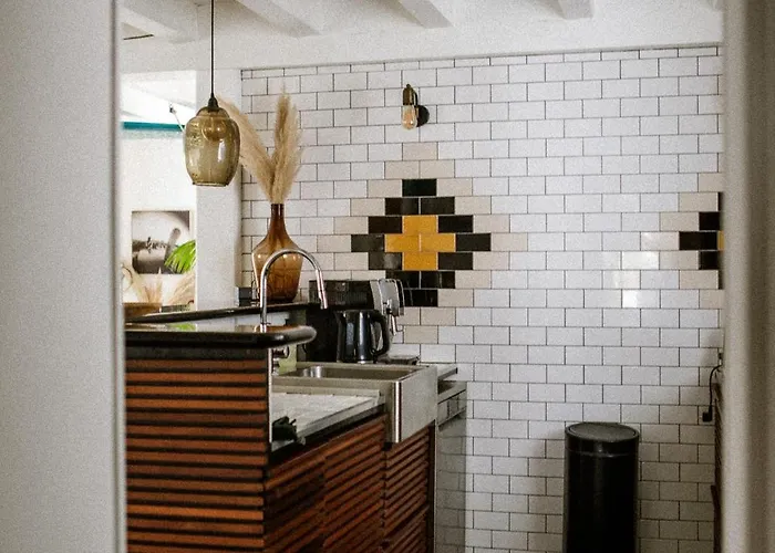 Centre Piscine Acces Ocean A Pied