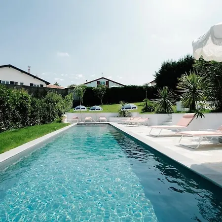 Feriehus Maison Dominos Centre Piscine Acces Ocean A Pied Guéthary